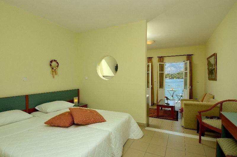 Omirikon Hotel Vathy  Exterior photo